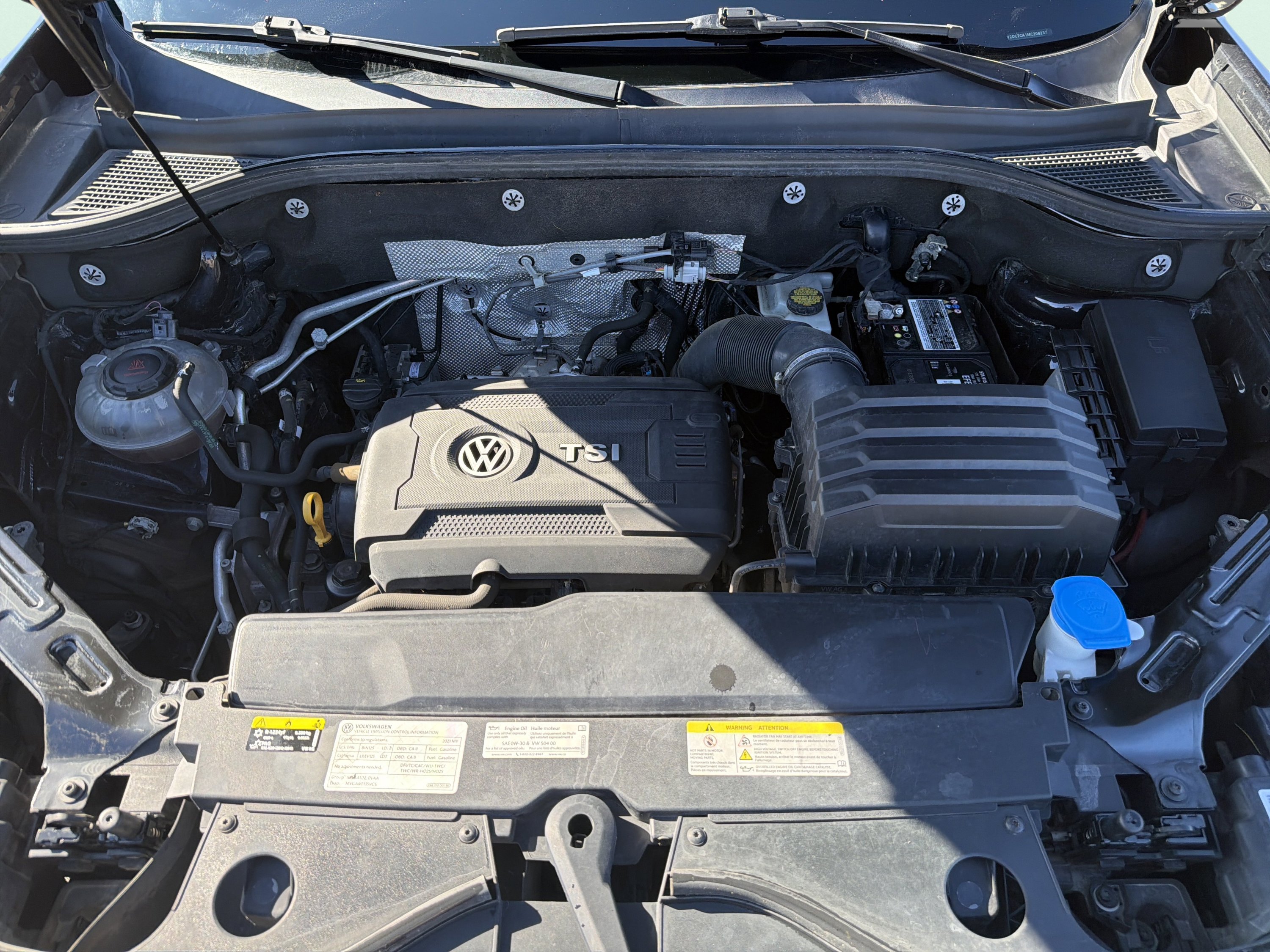 Used 2021 Volkswagen Atlas Cross Sport SE FWD image 12