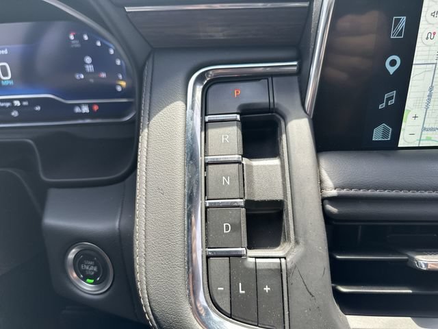 Used 2024 Chevrolet Tahoe High Country w/ Premium Package AWD/4WD image 24