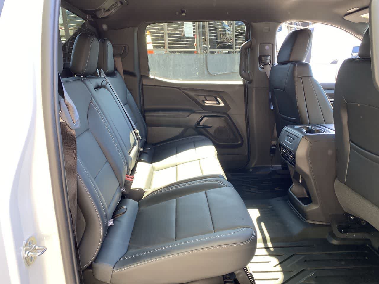 Used 2026 Chevrolet Silverado EV LT AWD/4WD image 17