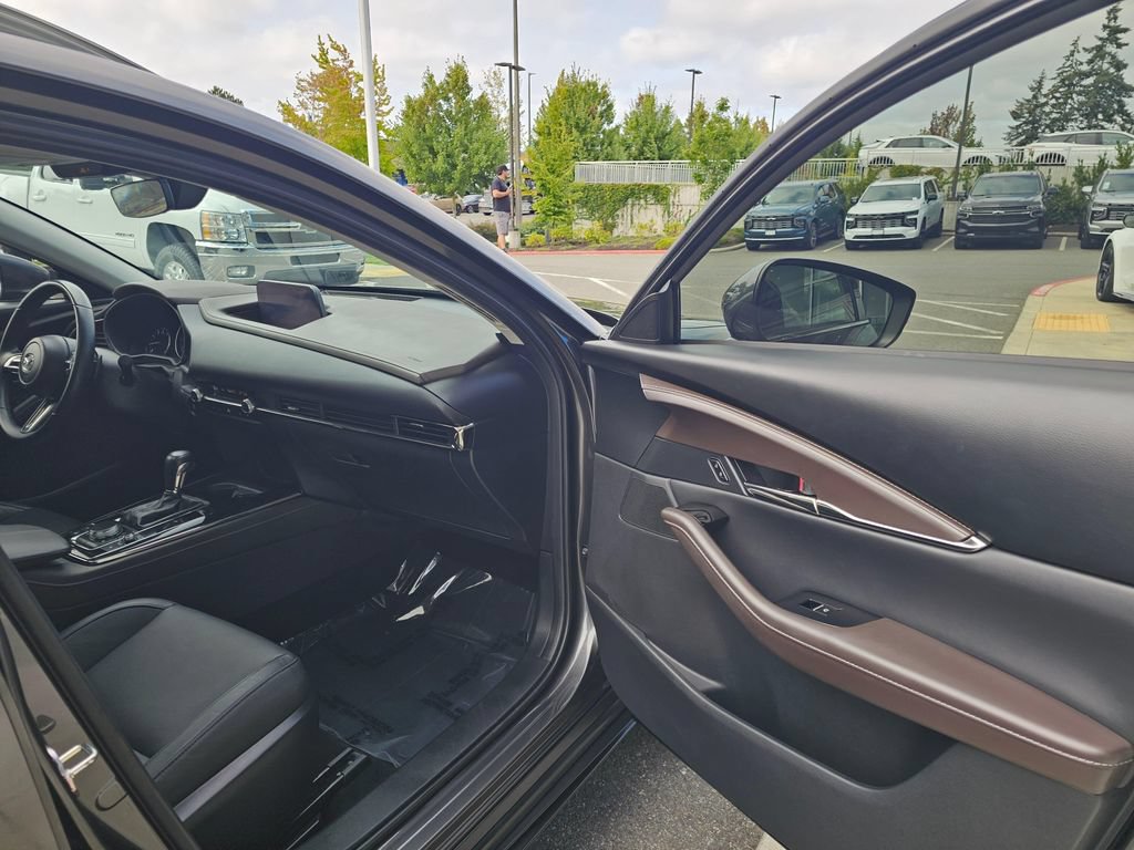 Used 2022 MAZDA CX-30 AWD 2.5 S w/ Premium Package image 47
