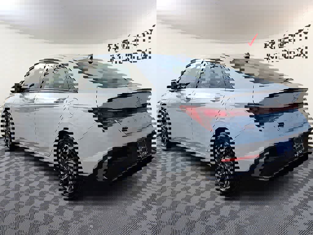 Certified 2025 Hyundai Elantra Sport image 6
