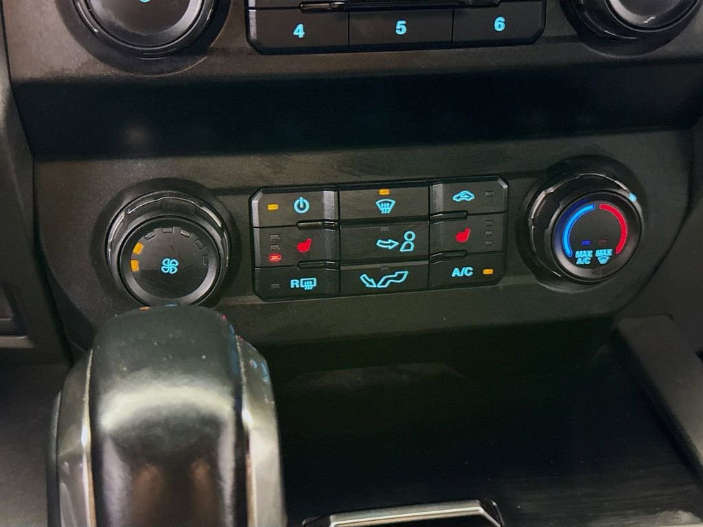 Used 2019 Ford F150 Raptor w/ Equipment Group 801A Mid image 16