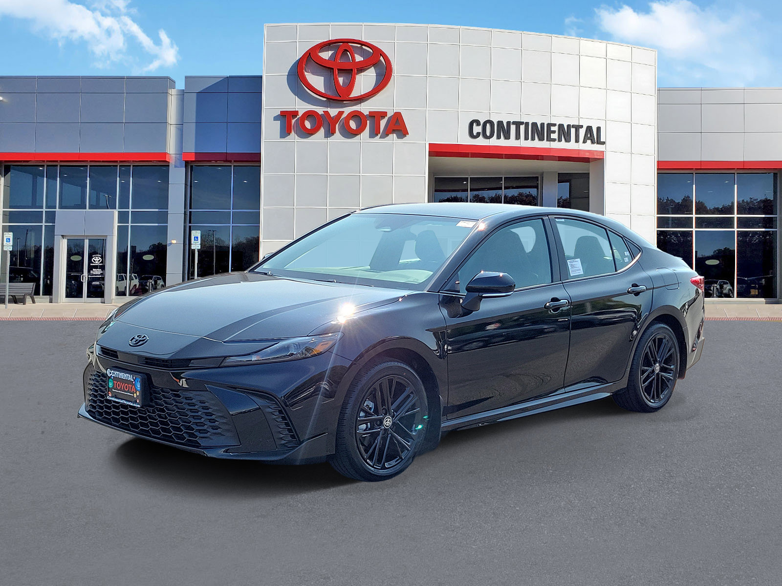 New 2026 Toyota Camry SE AWD/4WD image 3