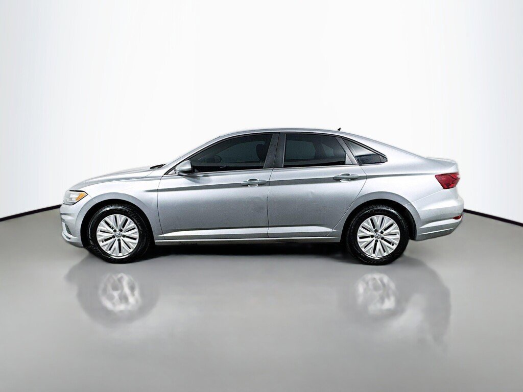 Used 2020 Volkswagen Jetta S w/ Driver Assistance Package image 2