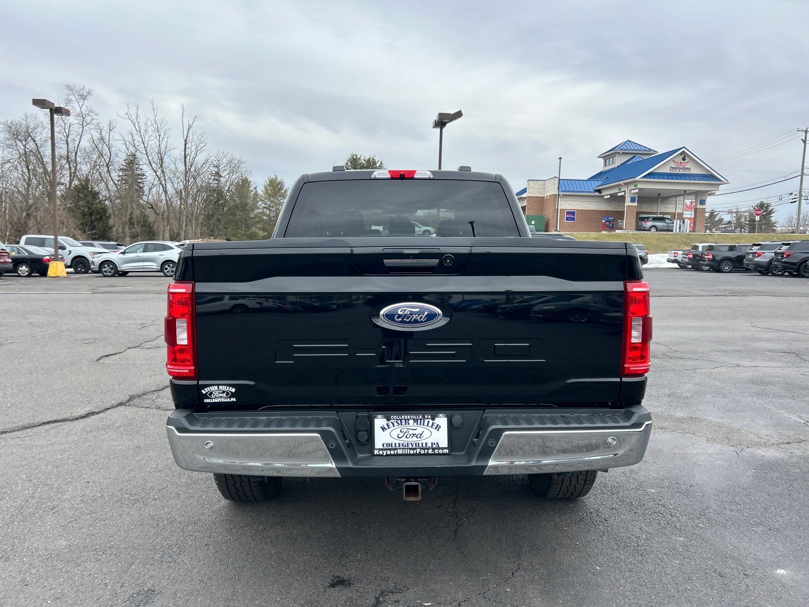 Certified 2022 Ford F150 XLT w/ Equipment Group 302A High image 11