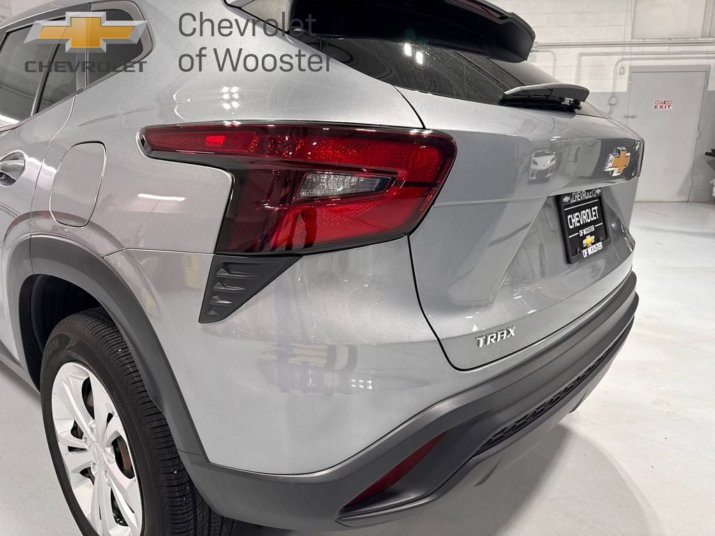 Used 2024 Chevrolet Trax LS image 48