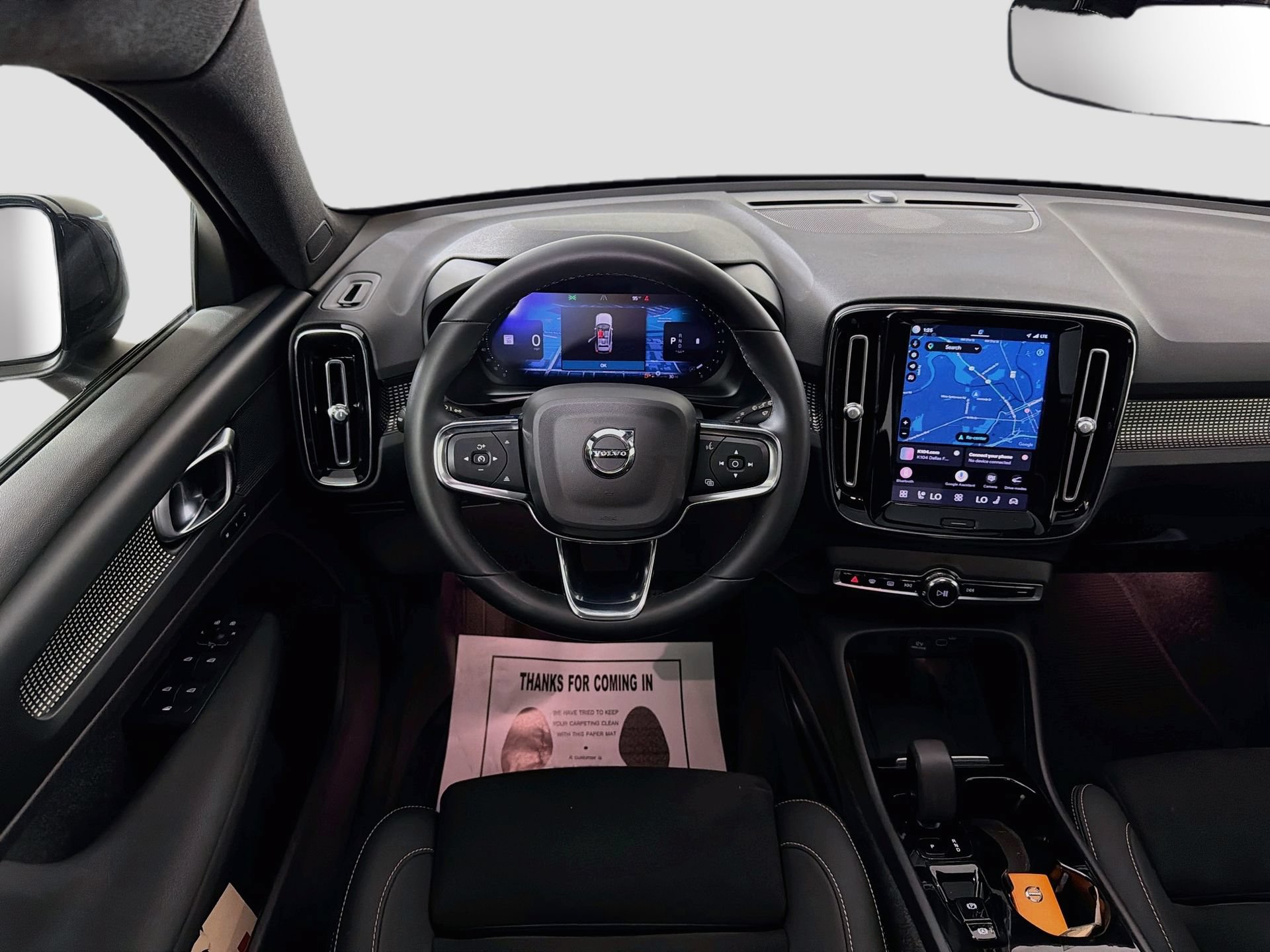 Certified 2023 Volvo XC40 B5 Plus w/ Climate Package AWD/4WD image 24