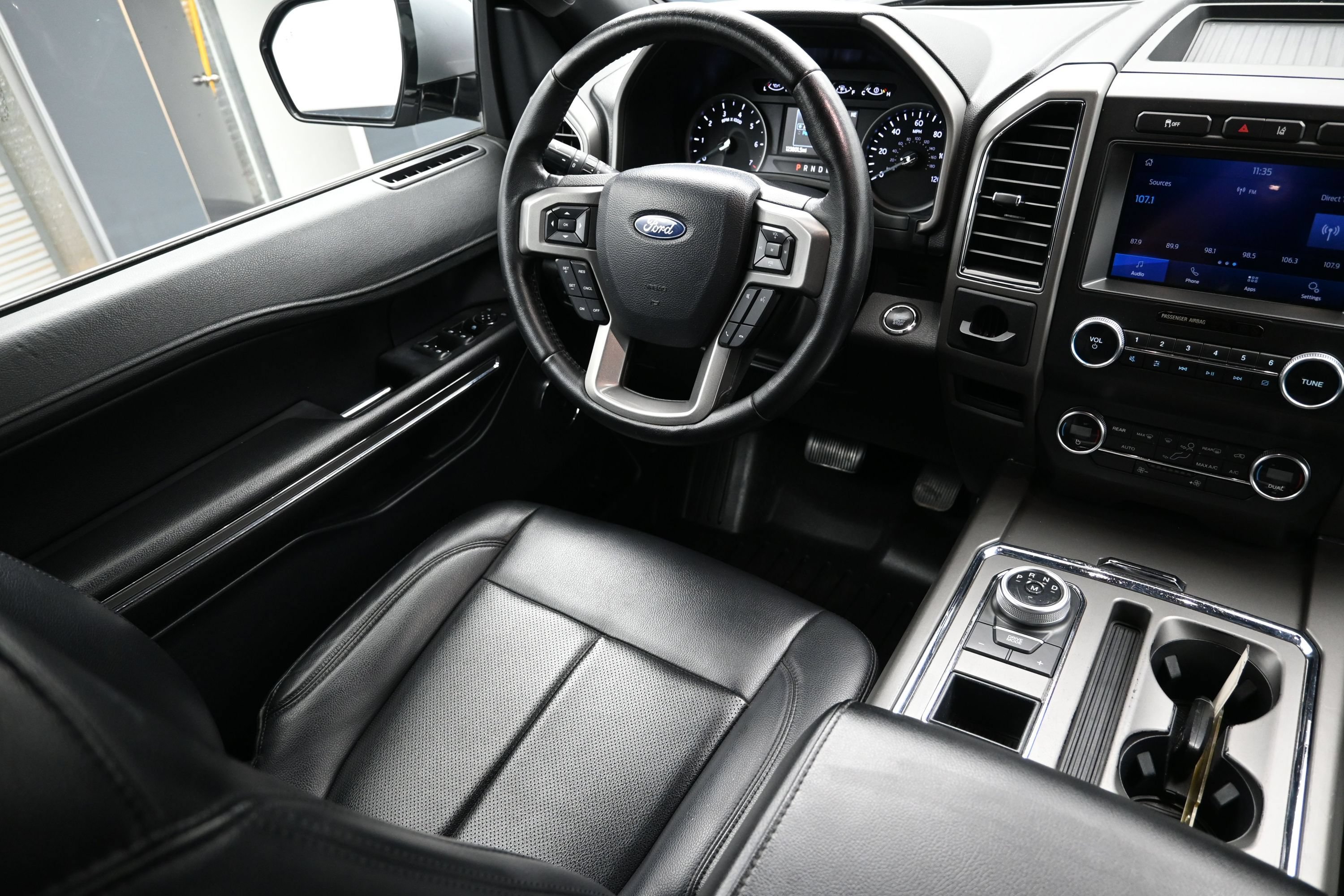 Used 2021 Ford Expedition XLT RWD image 24