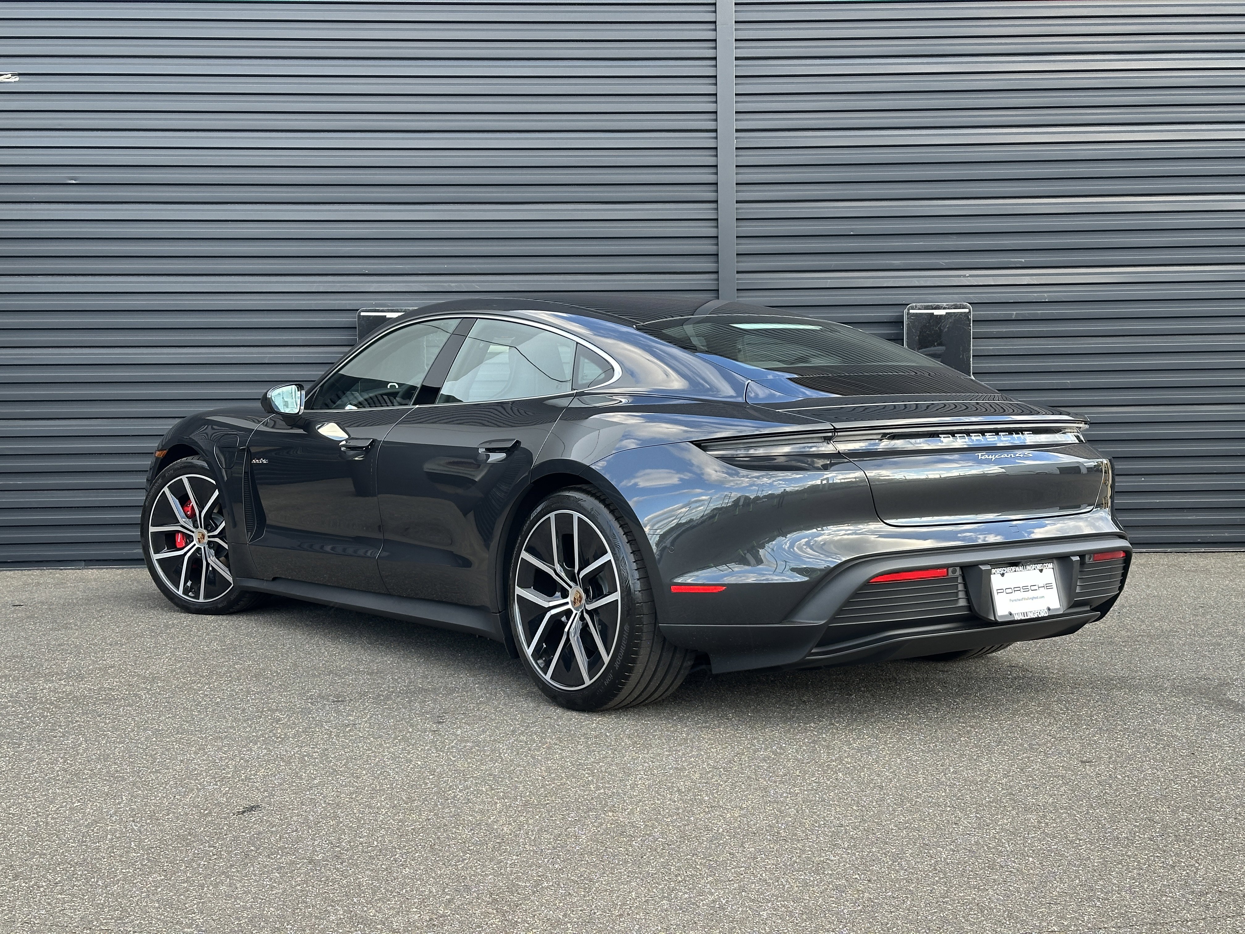 New 2026 Porsche Taycan 4S image 3