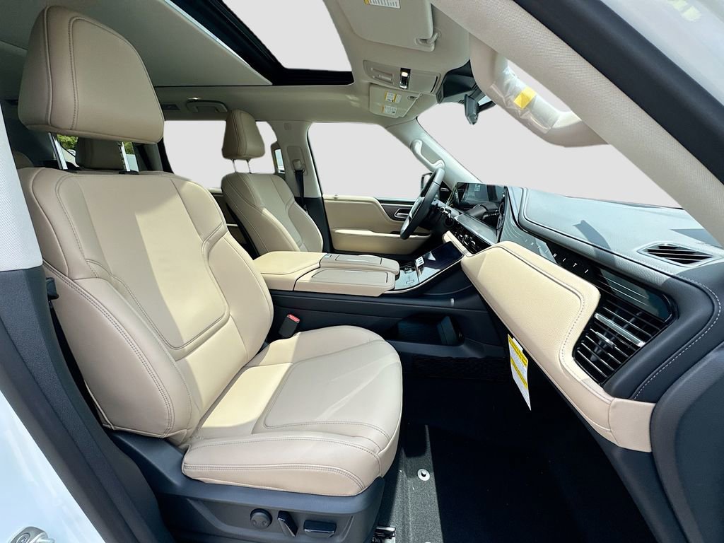 New 2026 INFINITI QX80 Pure w/ Cargo Package RWD image 31