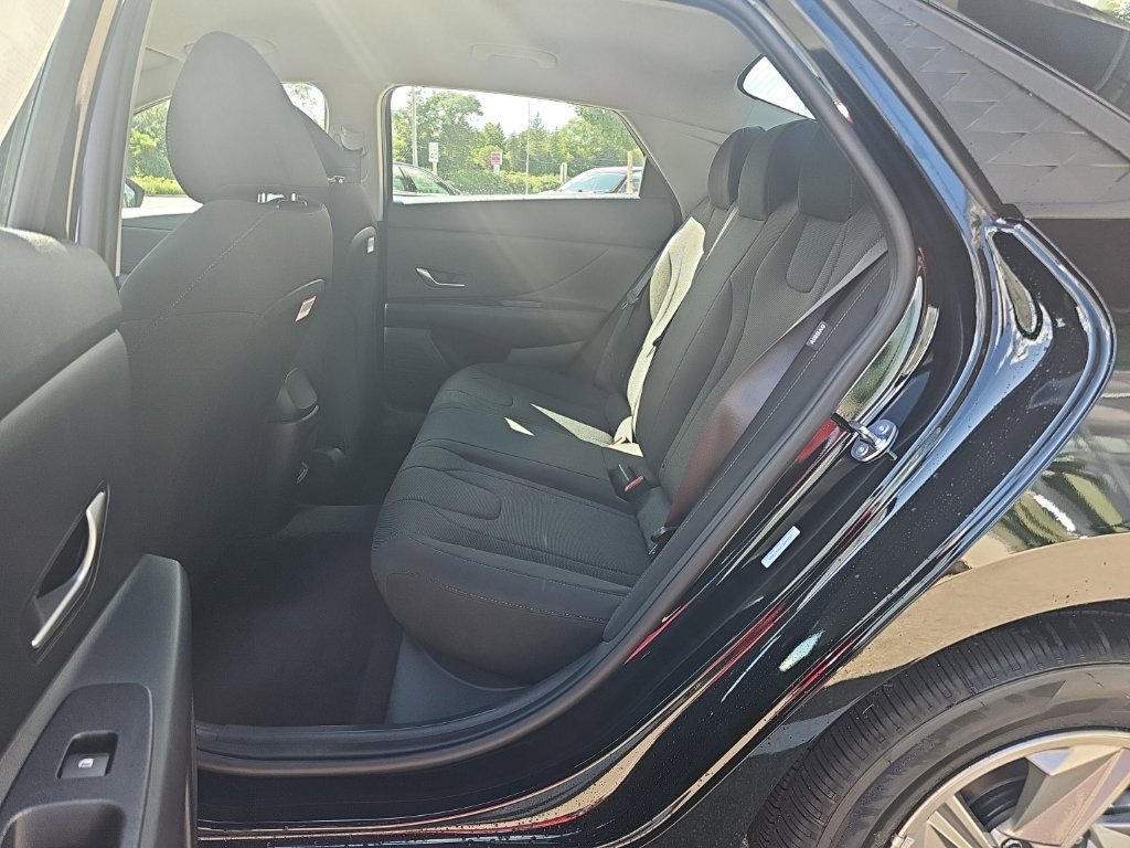 New 2026 Hyundai Elantra SE FWD image 26