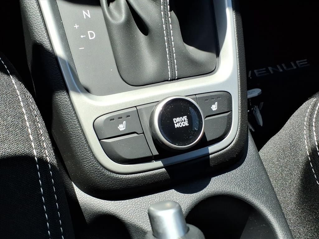 New 2026 Hyundai Venue SEL FWD image 26
