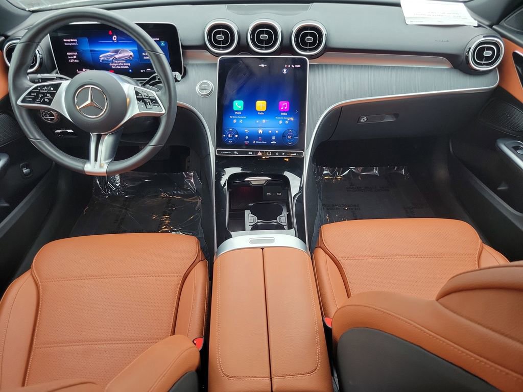 Used 2025 Mercedes-Benz C 300 4MATIC Sedan image 15