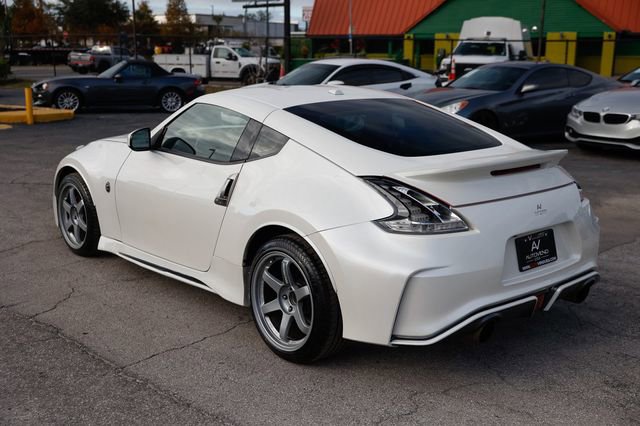 Used 2020 Nissan 370Z NISMO image 10