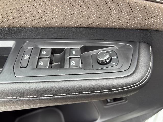 New 2026 Volkswagen Atlas SEL image 16