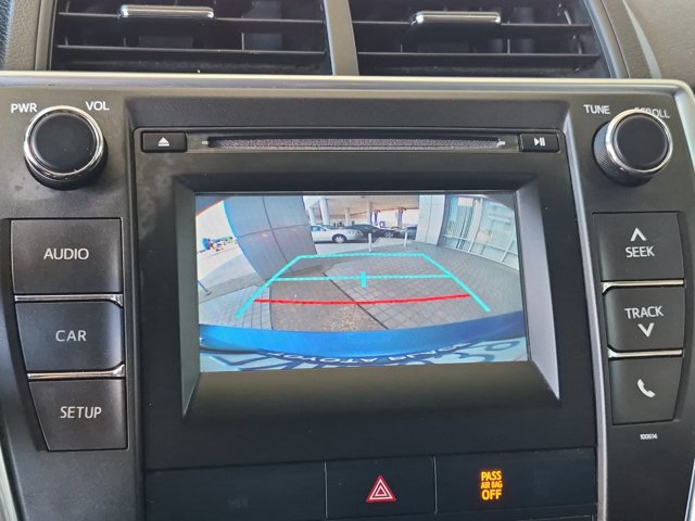 Used 2017 Toyota Camry SE FWD image 23