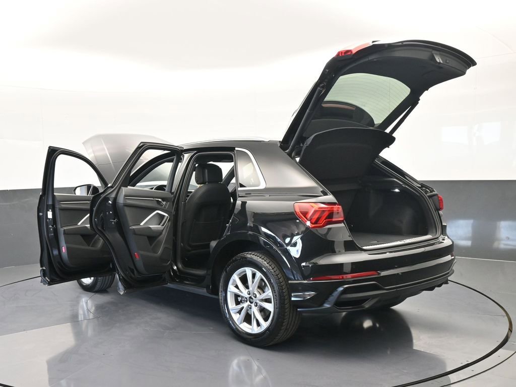 Used 2025 Audi Q3 2.0T Premium image 67