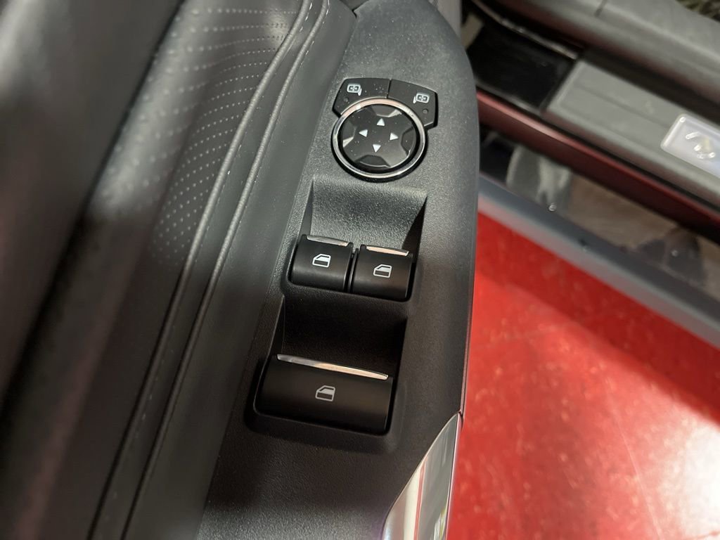 Used 2024 Ford Mustang Premium image 18