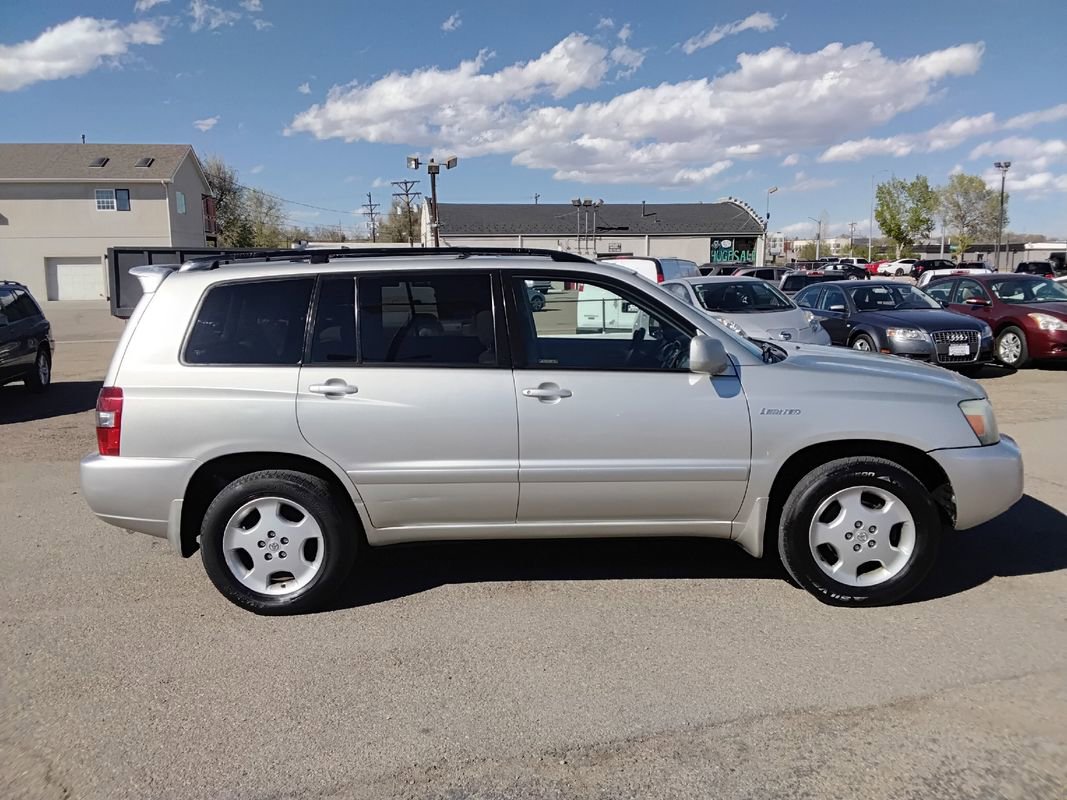 Used 2004 Toyota Highlander Limited image 3