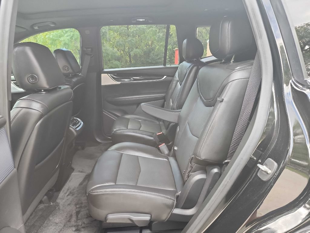 Used 2020 Cadillac XT6 Premium Luxury FWD image 28