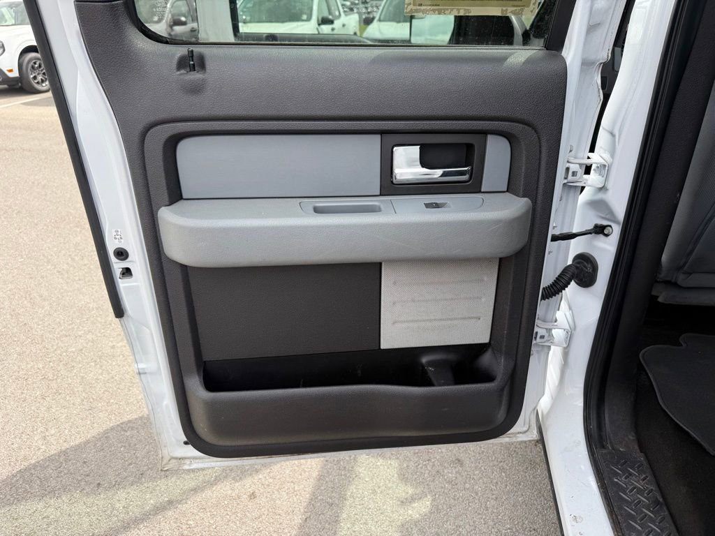 Used 2014 Ford F150 XLT image 8
