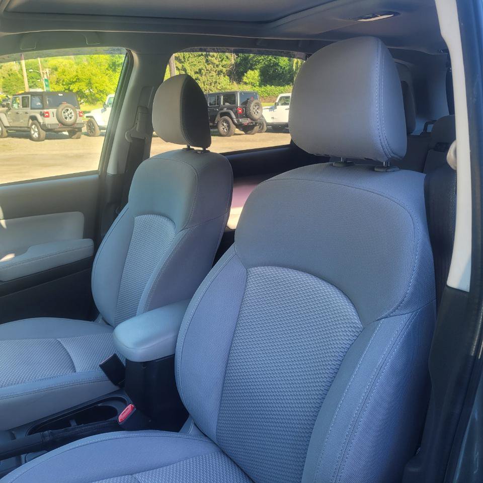 Used 2014 Subaru Forester 2.5i Premium w/ All-Weather Package AWD/4WD image 12