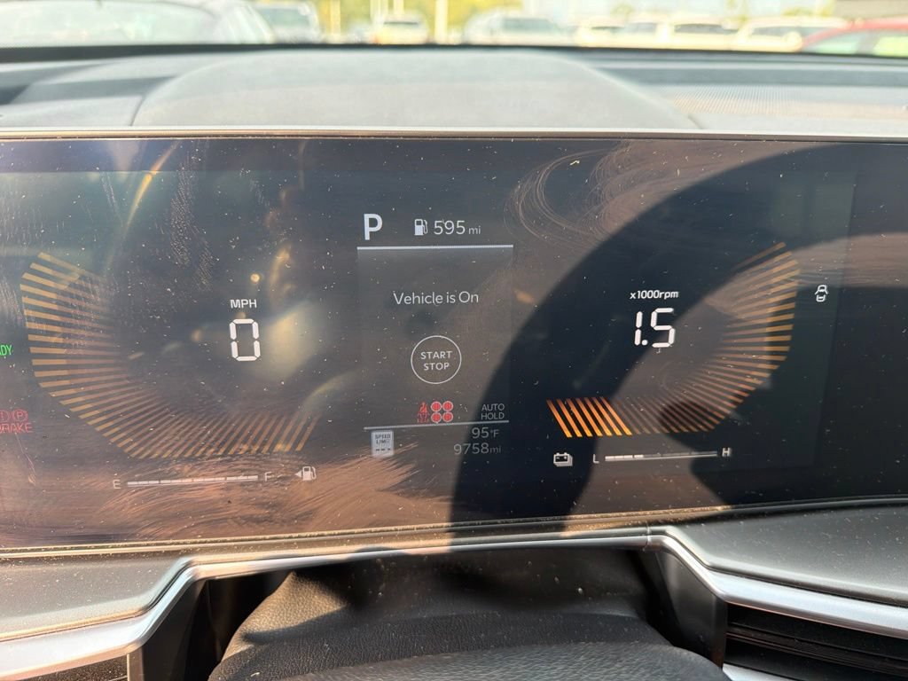 Used 2025 Kia Sorento EX AWD/4WD image 2