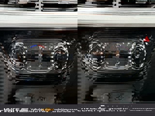 Used 2024 Chevrolet Trax LT w/ Driver Confidence Package image 22