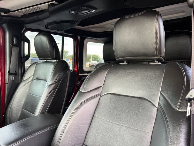 Used 2021 Jeep Wrangler Unlimited Sahara AWD/4WD image 24