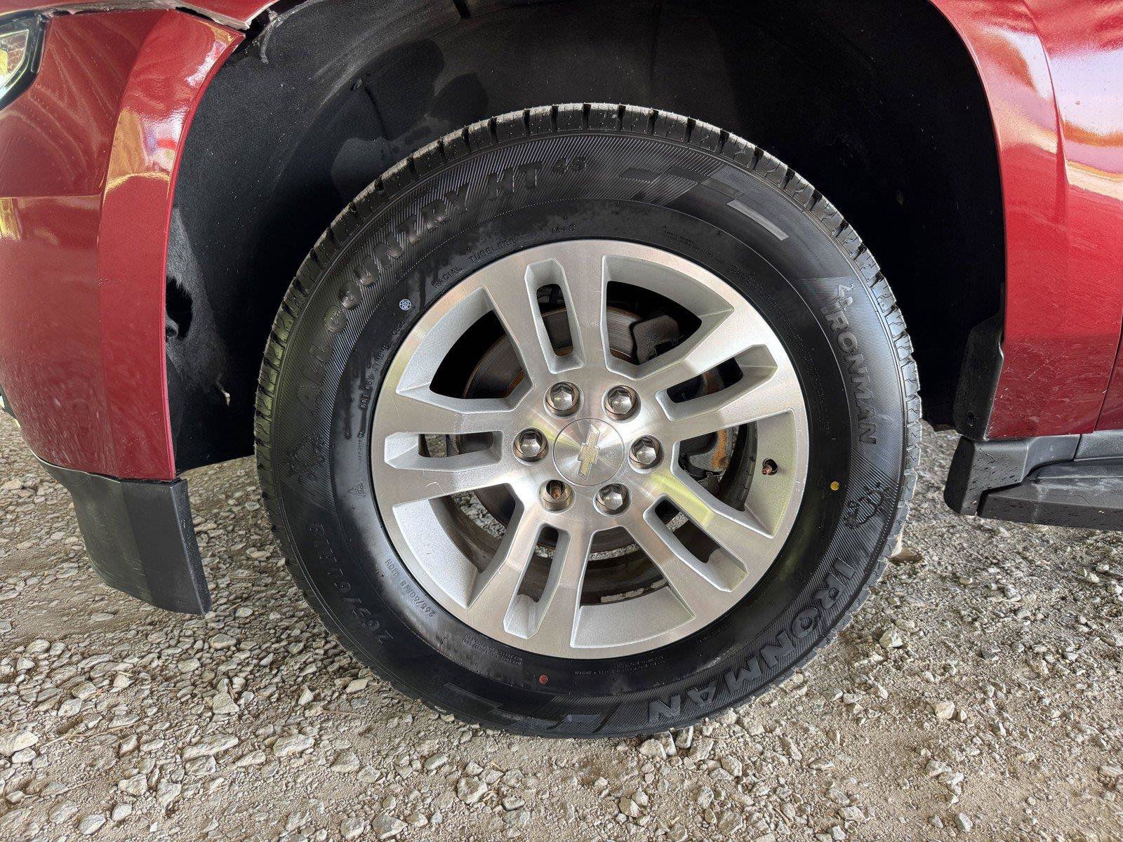 Used 2016 Chevrolet Suburban LS RWD image 46