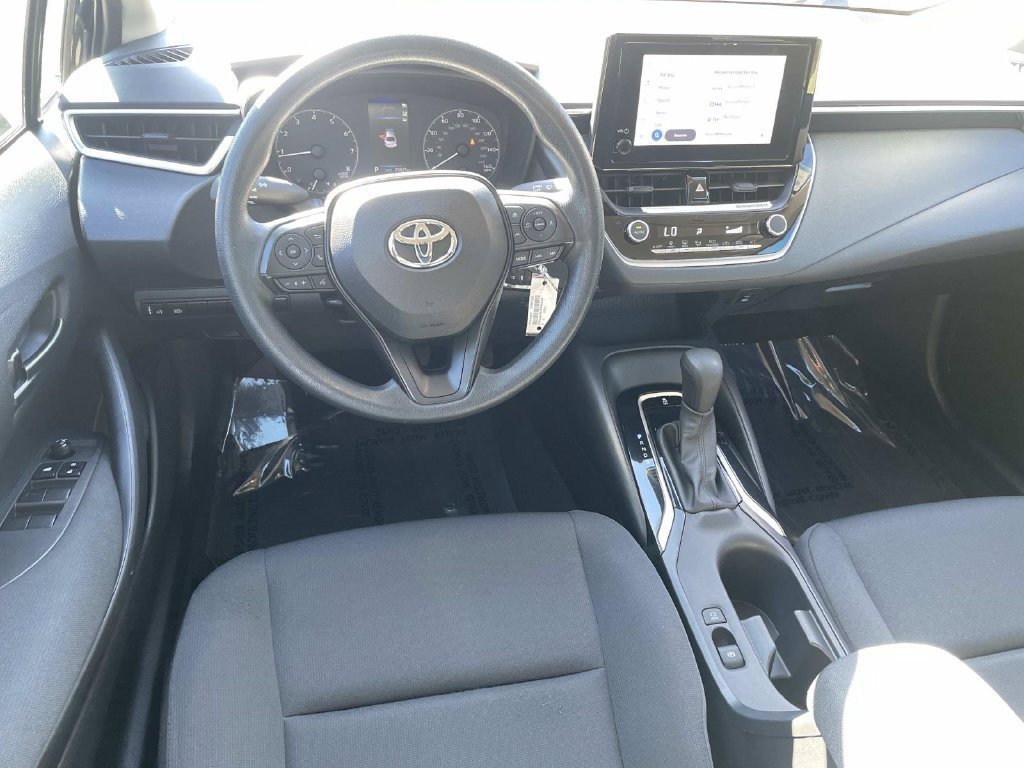 Used 2023 Toyota Corolla LE FWD image 15