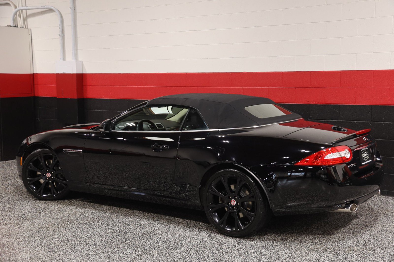 Used 2014 Jaguar XK 2dr Convertible image 25