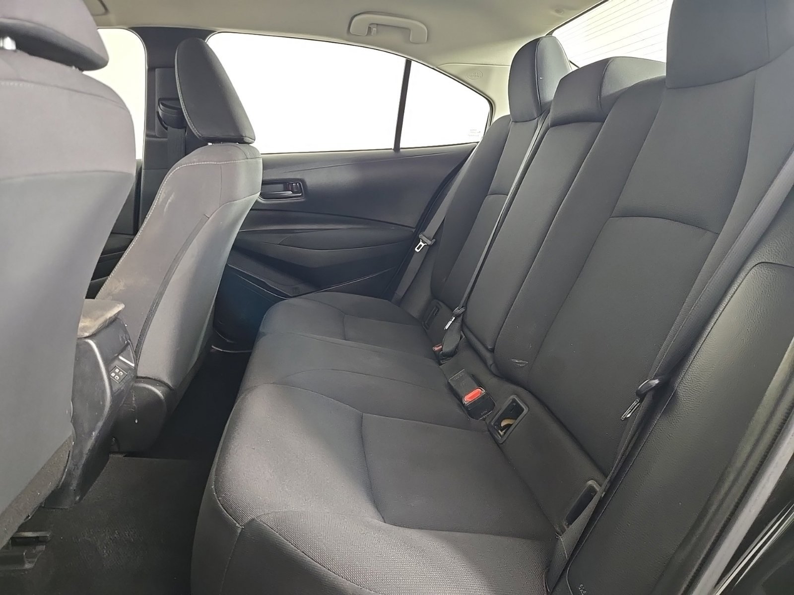 Used 2023 Toyota Corolla LE FWD image 12
