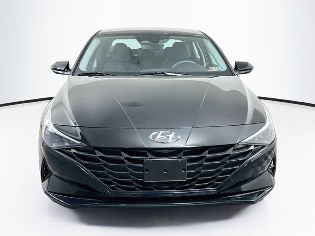 Certified 2023 Hyundai Elantra SEL w/ Cargo Package FWD image 2
