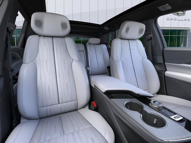New 2027 Cadillac Lyriq Premium Luxury w/ LPO, Floor Liner Package AWD/4WD image 16