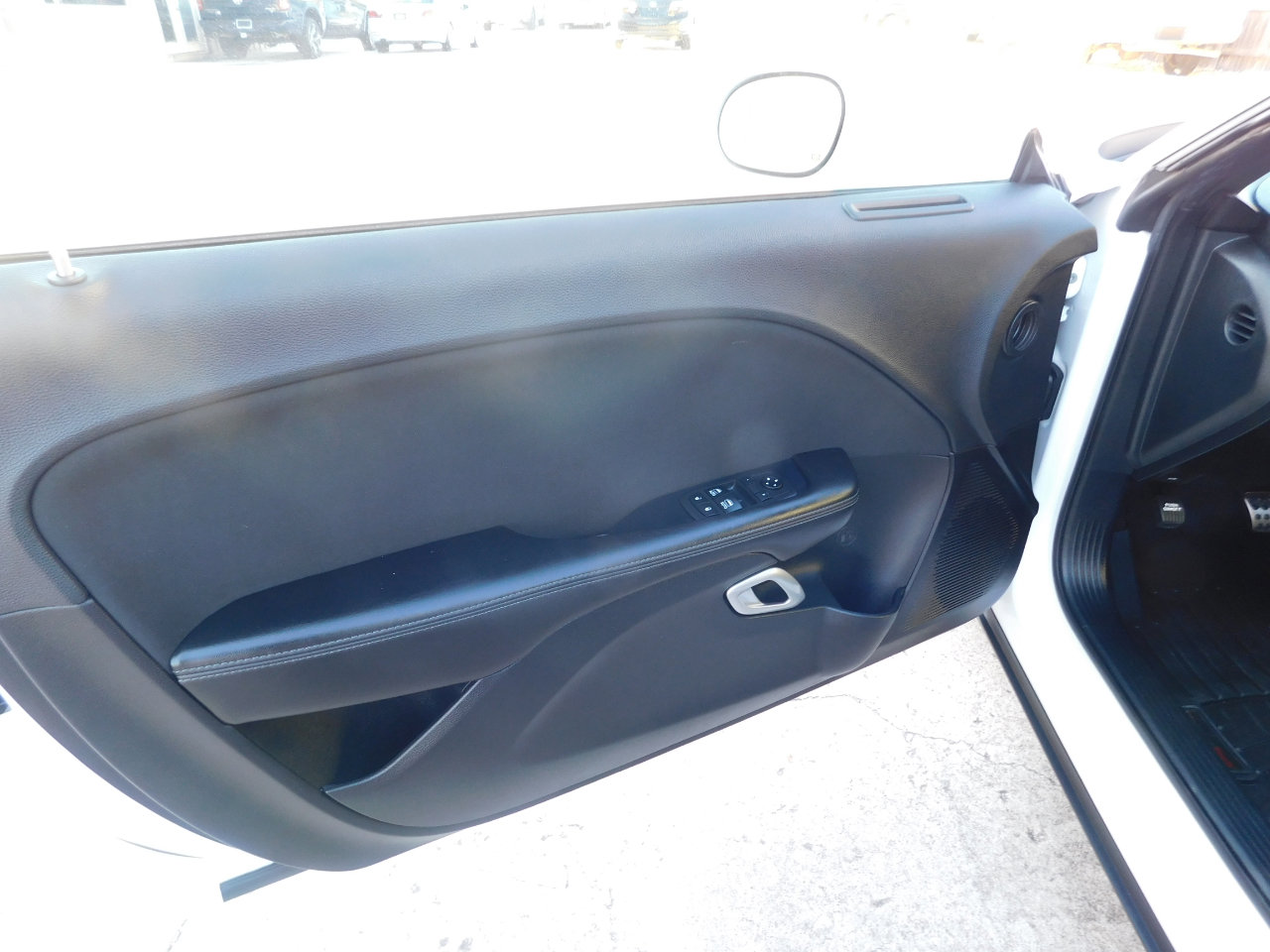 Used 2018 Dodge Challenger R/T image 23