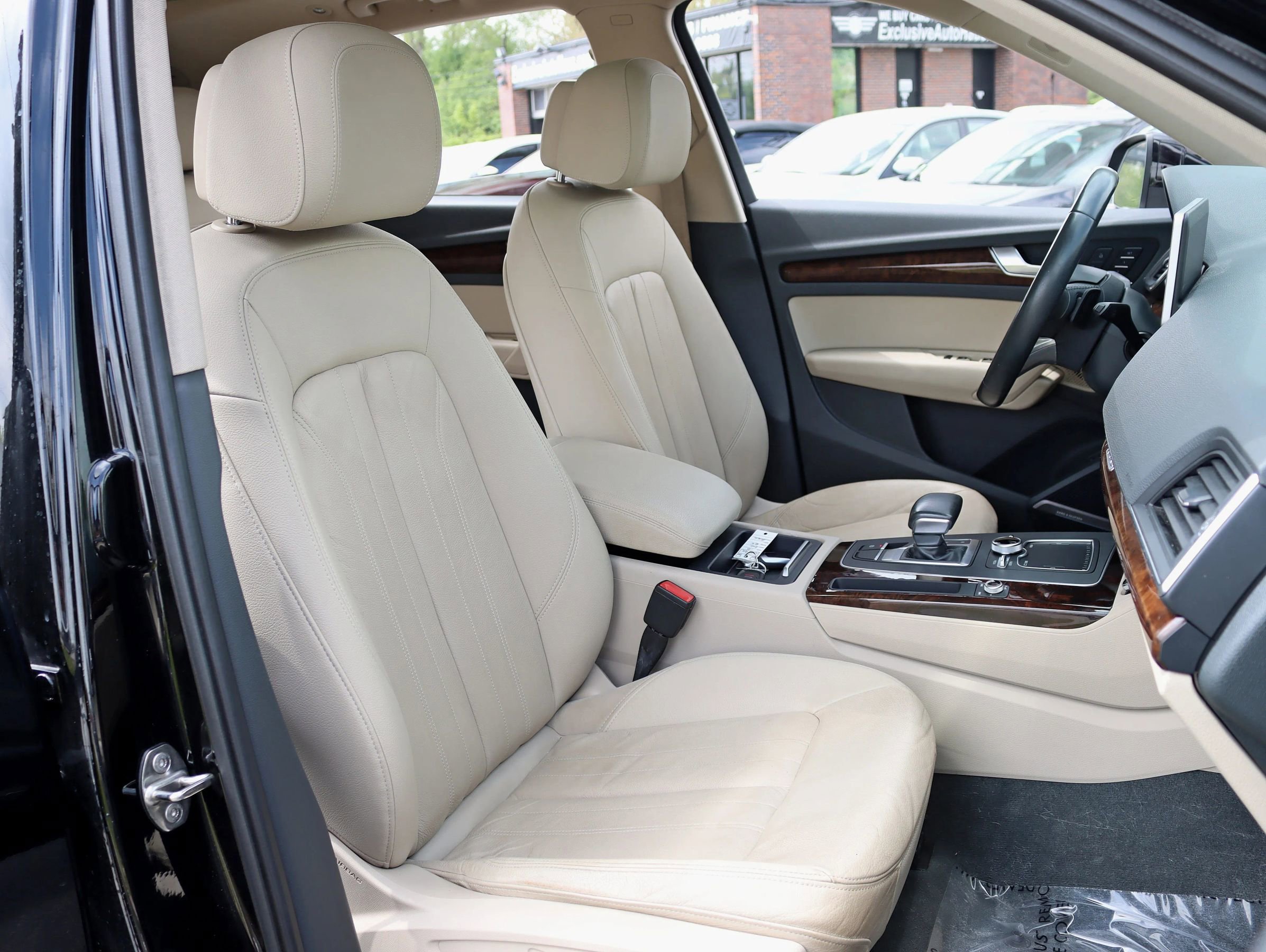 Used 2018 Audi Q5 2.0T Premium Plus w/ Premium Plus Package AWD/4WD image 31