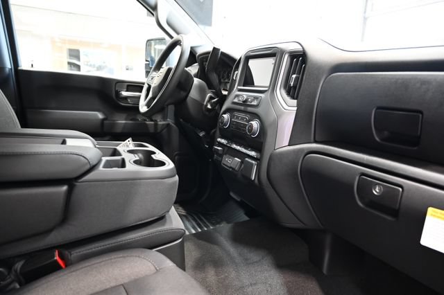 New 2026 Chevrolet Silverado 2500 Custom w/ Custom Value Package AWD/4WD image 14