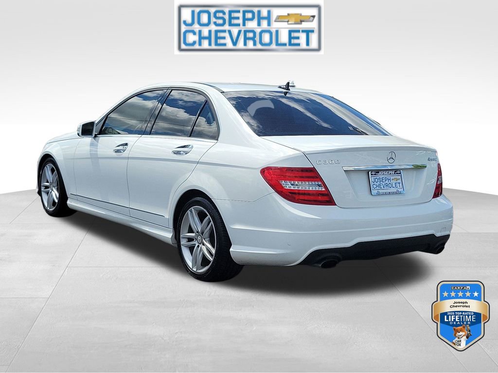 Used 2013 Mercedes-Benz C 300 4MATIC Sedan image 3