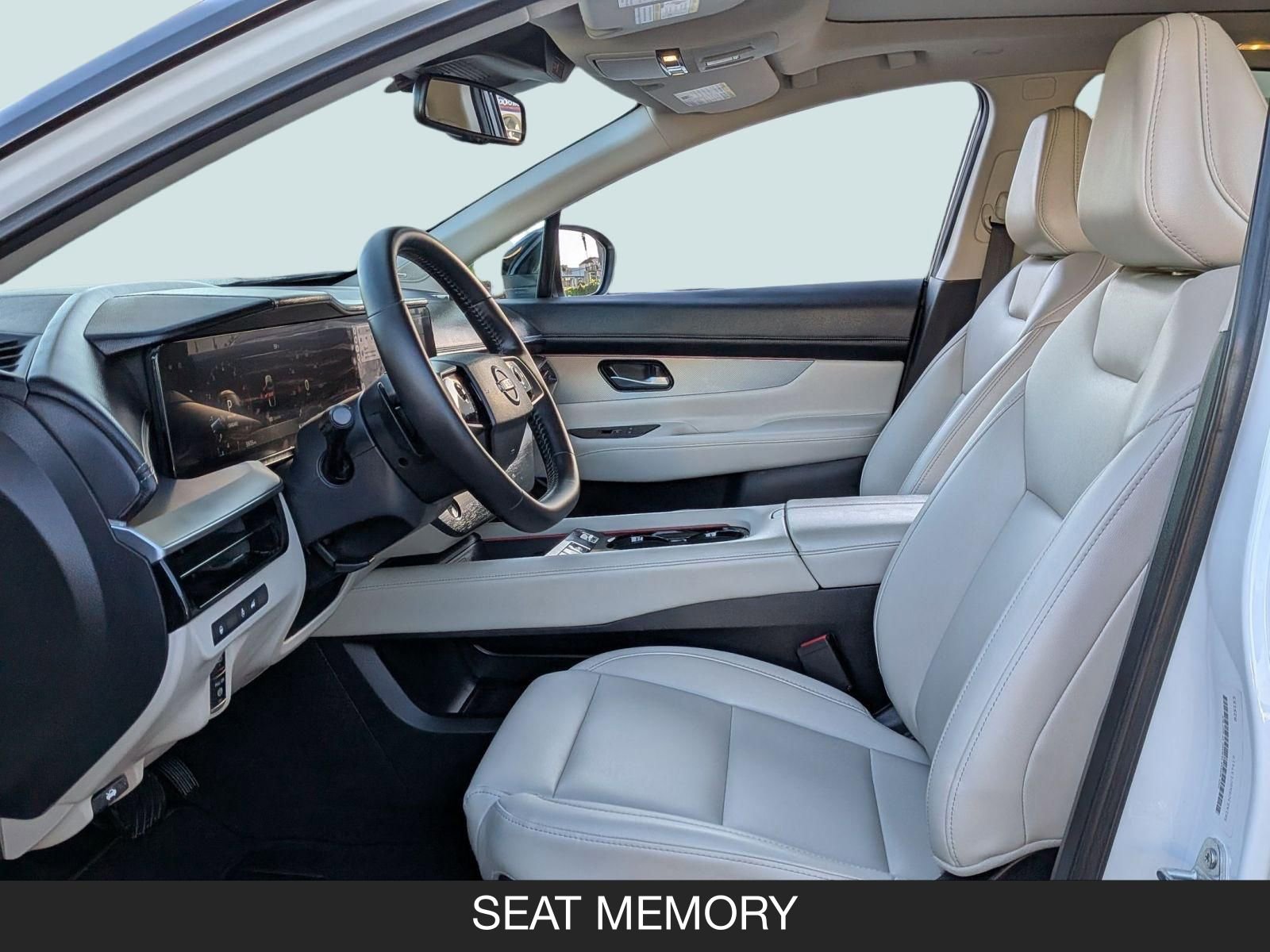 Certified 2025 Nissan Murano SL image 15