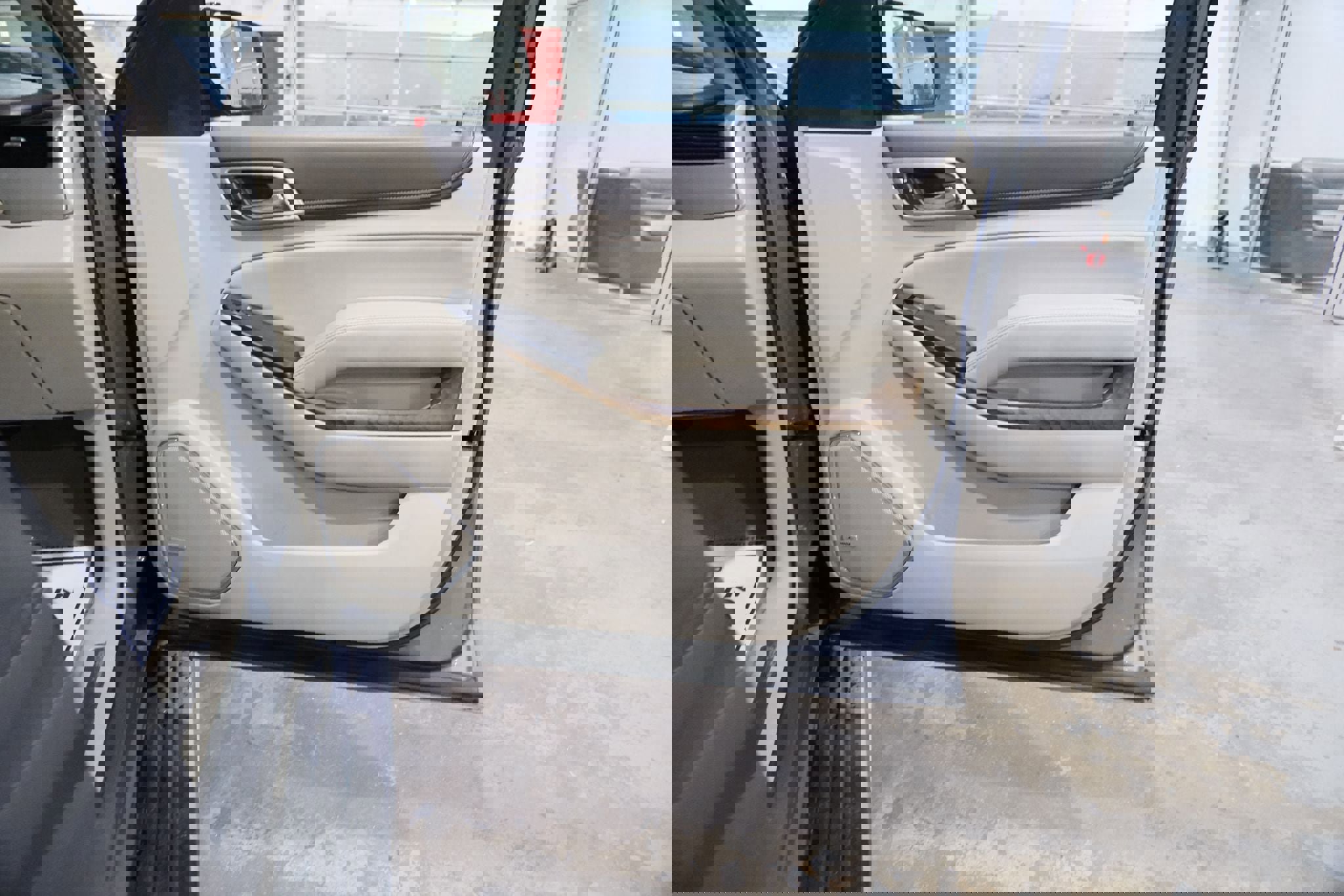 Used 2019 GMC Yukon XL Denali w/ Denali Ultimate Package image 36