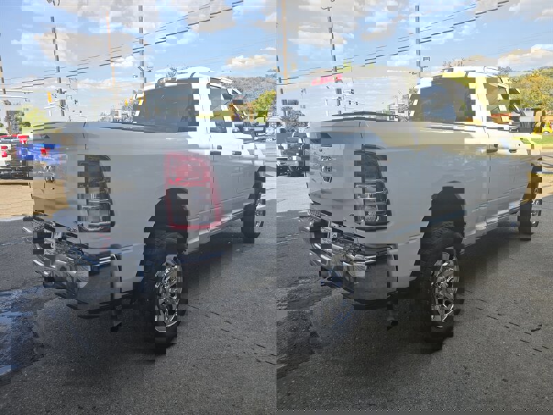 Used 2023 RAM 2500 Tradesman w/ Chrome Appearance Group image 4