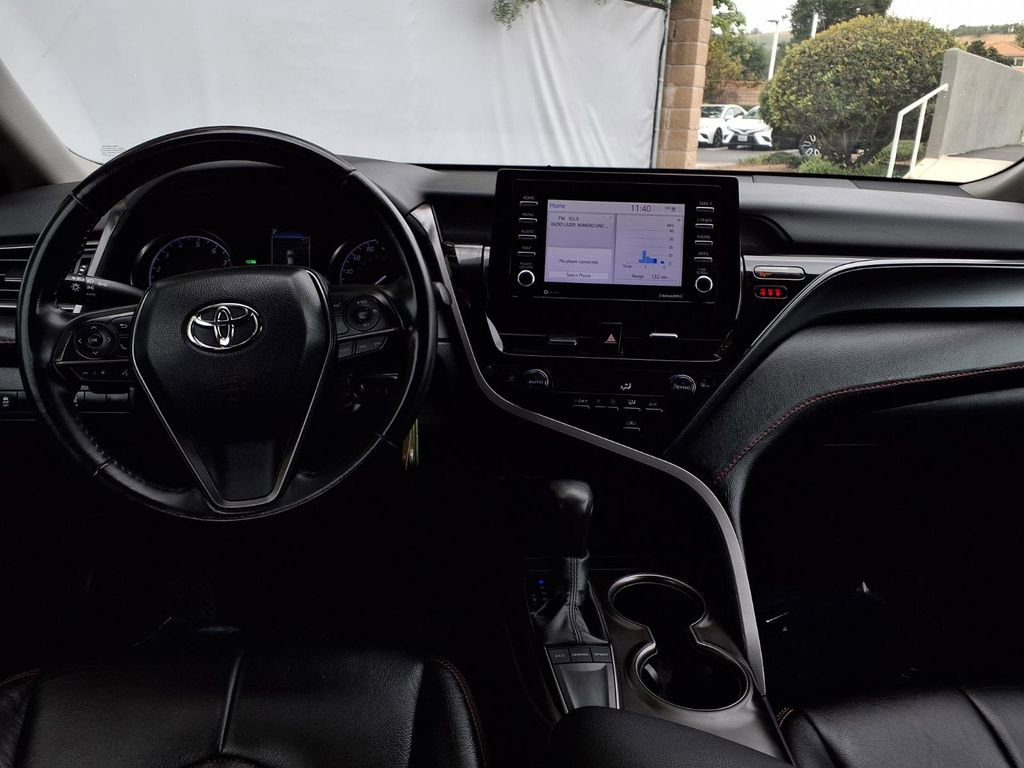 Used 2024 Toyota Camry SE FWD image 19