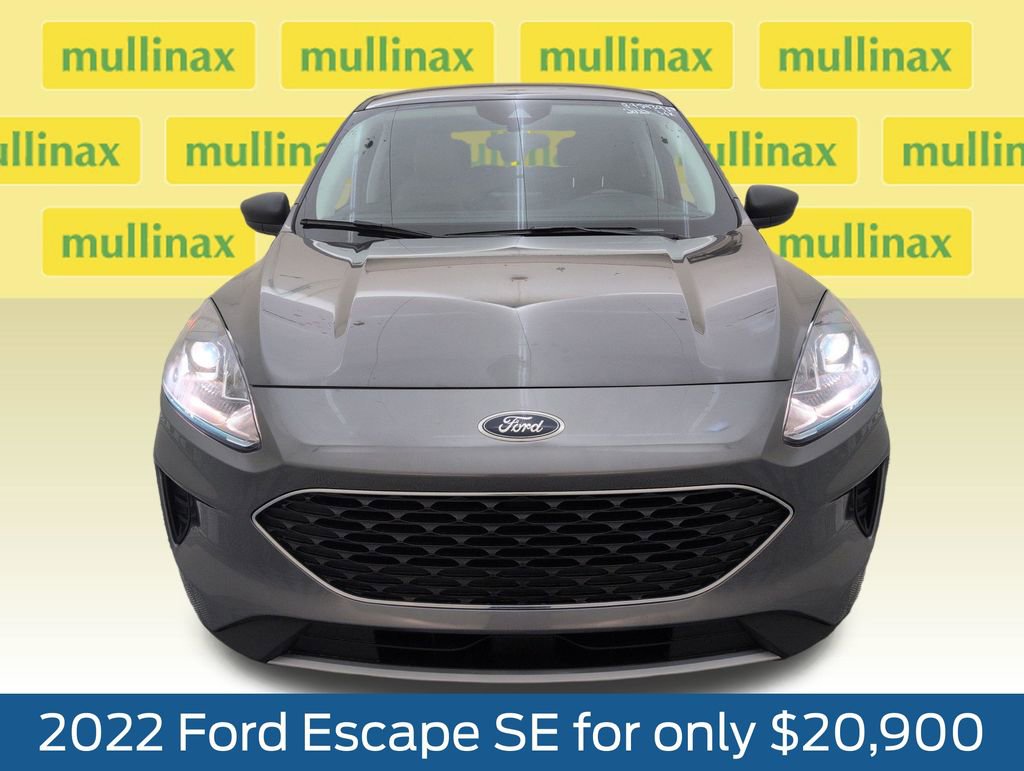 Used 2022 Ford Escape SE w/ Convenience Package FWD image 13
