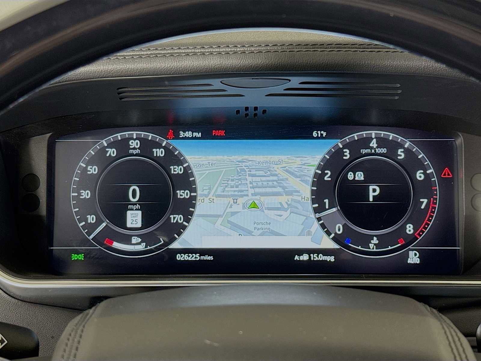 Used 2022 Land Rover Range Rover P525 Westminster Edition image 12