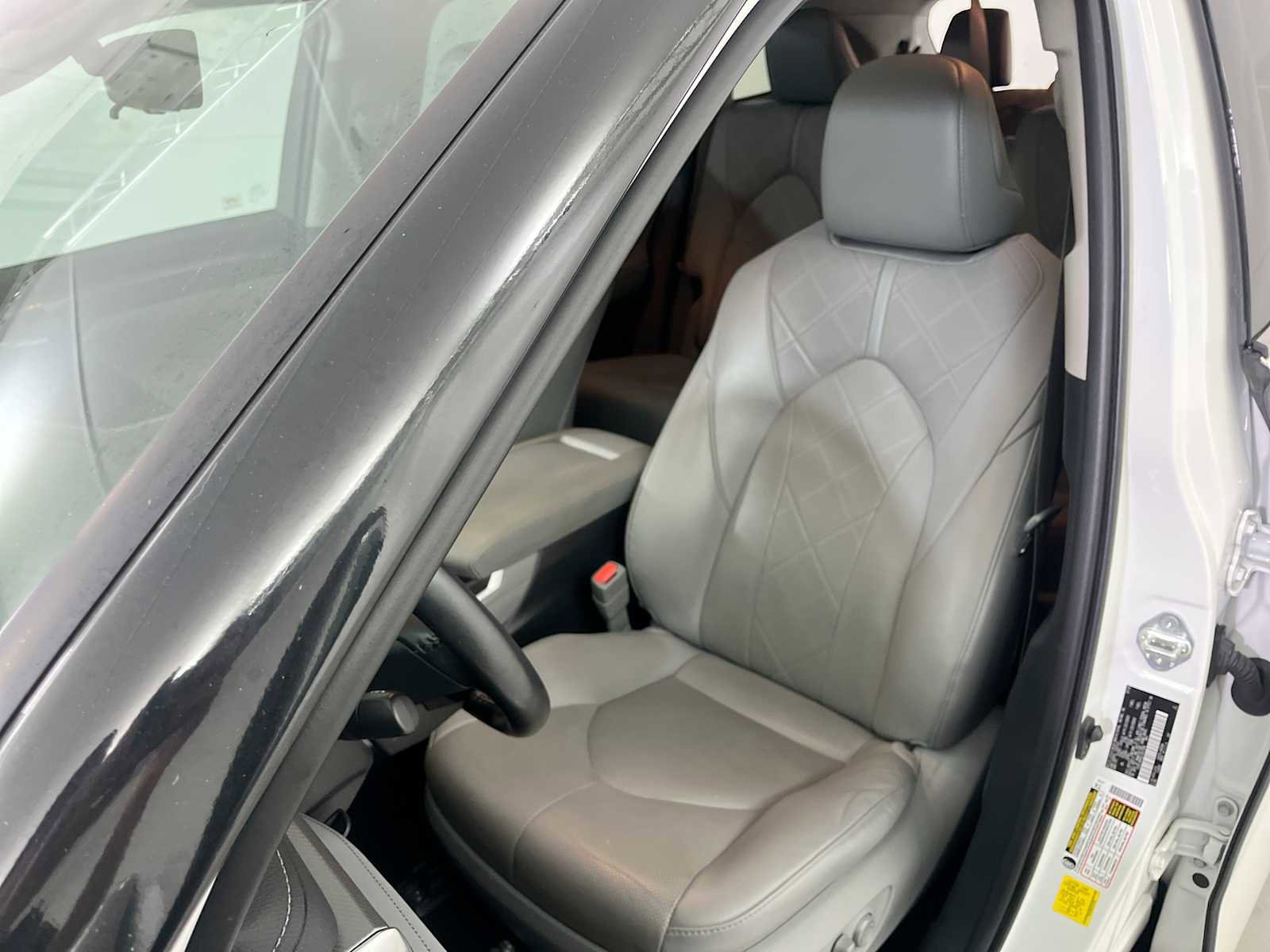 Used 2020 Toyota Highlander Platinum AWD/4WD image 19