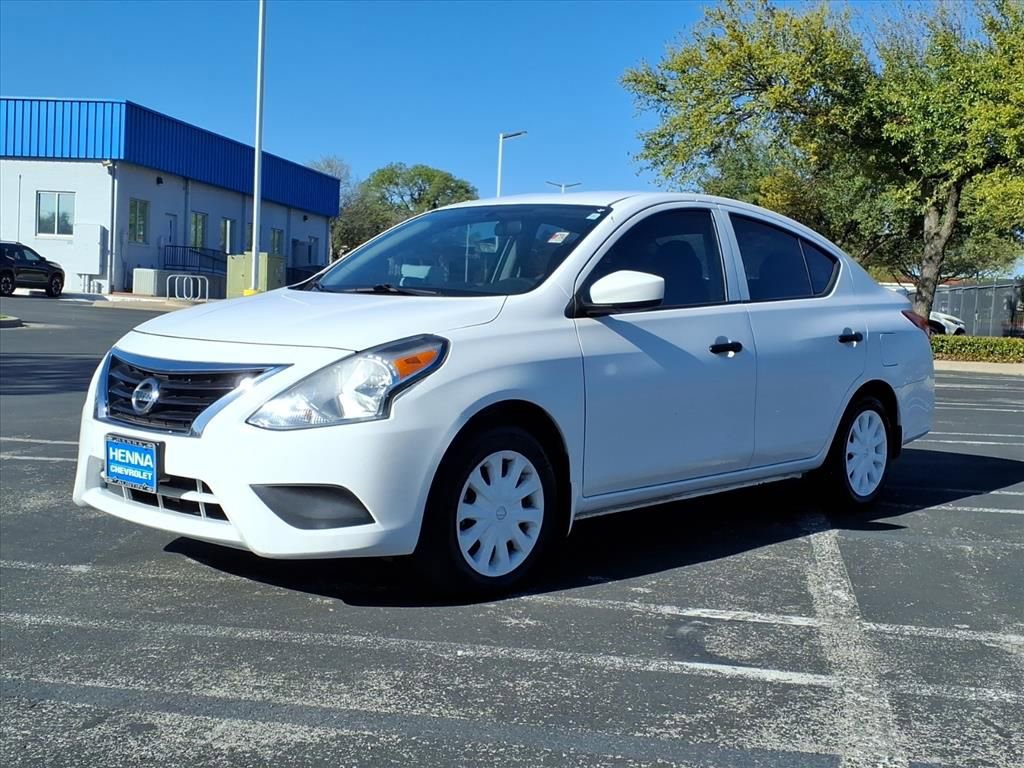 Used 2018 Nissan Versa S Plus image 4