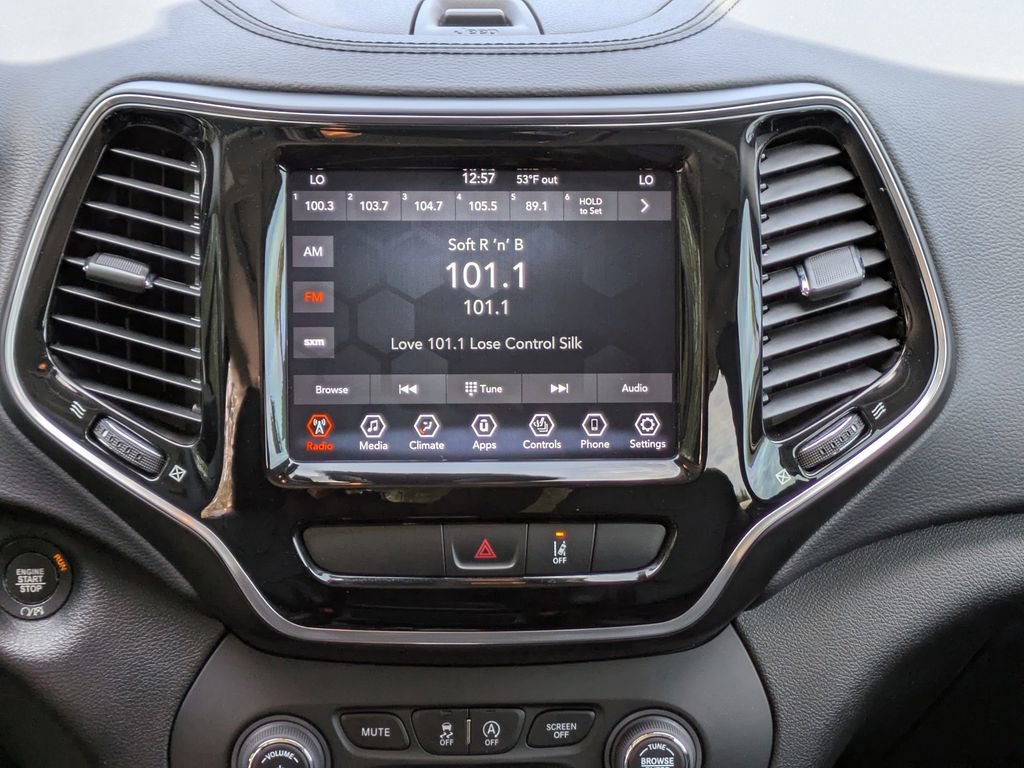 Used 2022 Jeep Cherokee Limited image 19