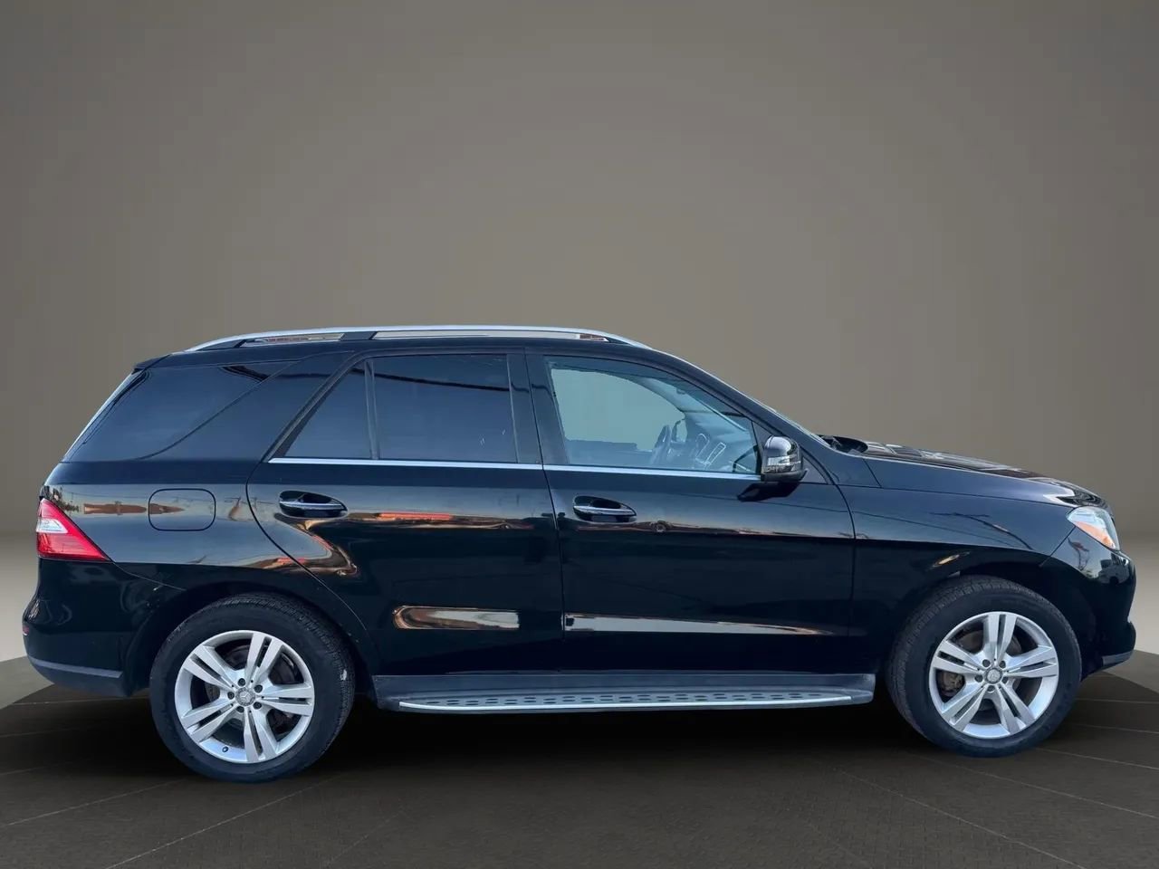 Used 2015 Mercedes-Benz ML 350 4MATIC image 4