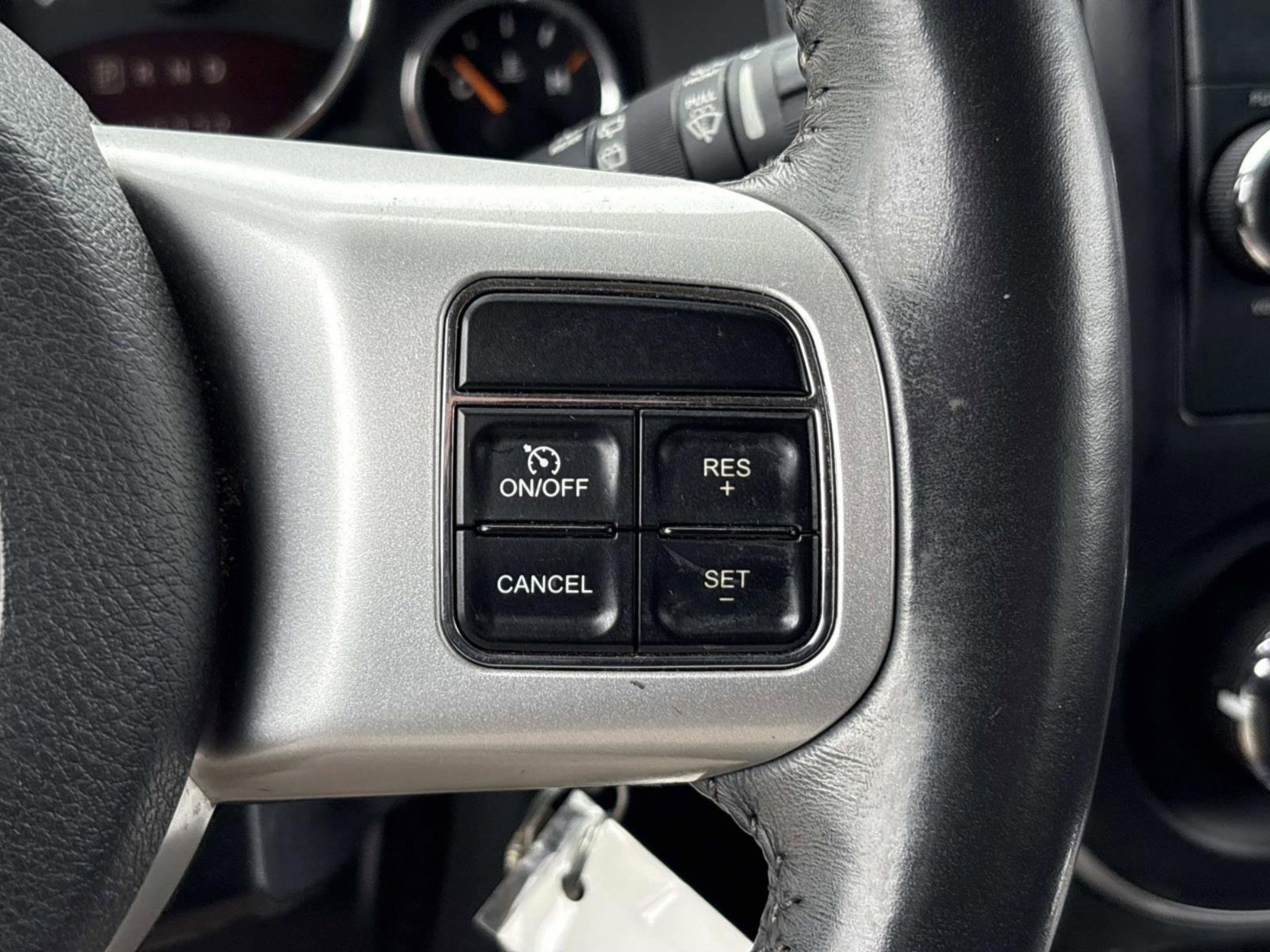 Used 2016 Jeep Compass Latitude image 27